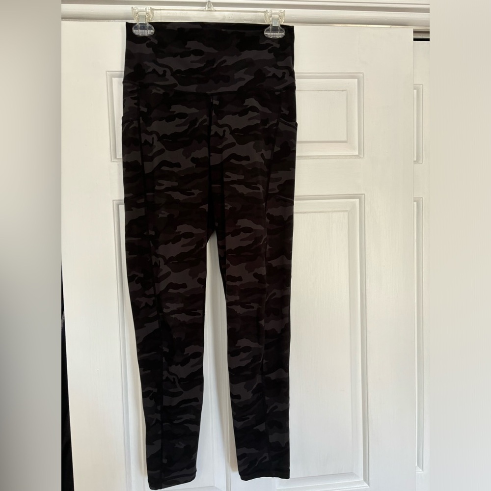 Amazon Camo Leggings- with pockets